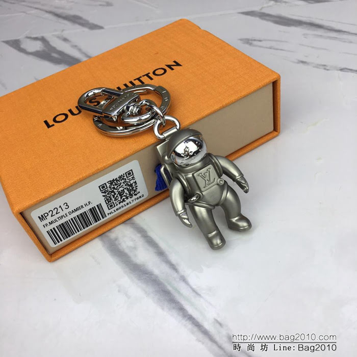 路易威登LV 2019春夏季前預展系列 限量版Saceman鑰匙扣與包飾 拉絲鍍鈀飾面宇航員人偶 M2213  ydh1047